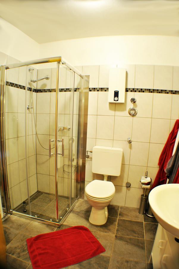 Apartmenthaus „Am Gersthof“ Am Nationalpark Kellerwald-Edersee Gellershausen Eksteriør bilde